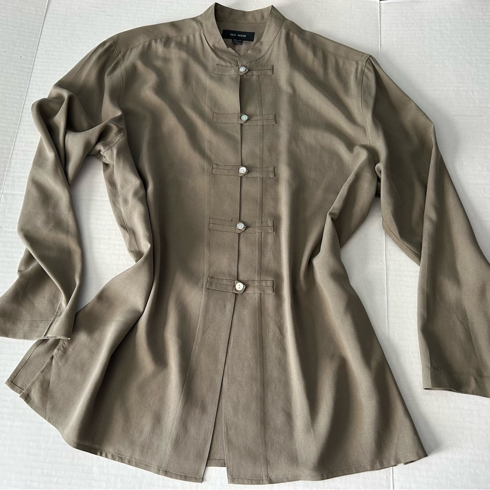 Silk House Green Silk Shirt Asian inspired button up size Large 100% silk